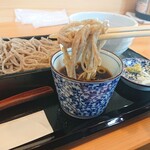 乙蕎麦 - 蕎麦つゆも出汁が効いた濃厚つゆ