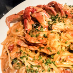 atari CAFE＆DINING - 渡り蟹のトマトソースパスタ