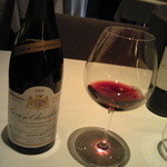 オレキス - グラス赤ワイン、ジブリーシャンベルタン