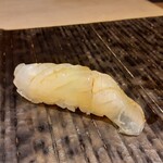 鮓菜 浅乃 - ヒラメの昆布締め