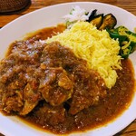 くしだ蔵 - 北インド風骨付きチキンカレー900円
            大盛り400円