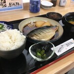 yaidukounomeshidokoroyosakuzushi - 鯖醤油煮定食