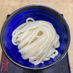 日の出製麺所 - 美し過ぎるツヤのうどんです（中）