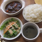 ホットポットキッチン - 牛タンのシチュー大盛りご飯