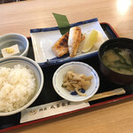 丸富食堂 - サーモンハラス定食