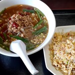 一番亭 - 料理写真:台湾味噌ラーメン＋チャーハンセット(700円＋税)