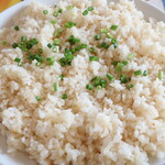 DURGA - ガーリックライス "GARLIC RICE"（ガーリックと一緒に炒めた香ばしい焼き飯）※メニュー表記通り