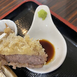 こぶたさんがころんだ。 - とんかつにわさび醤油をつけて