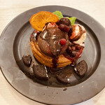 ひげぱんだ - あごひげレッサーのショコラパンケーキ　1300円税別