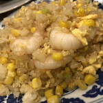 中国料理 旦 - 海老とトウモロコシの炒飯(¥950)