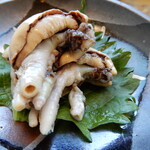 うなぎ亭 友栄 - 見る角度によっては、甲冑を着た宇宙怪人のようにも見えます。