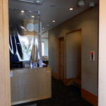 うなぎ亭 友栄 - 内観：室内を少しだけ、撮影しました。