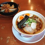 Fukuichi - あっさり醤油の煮たまごラーメン（並）＋鉄鍋ギョーザ（小） 1287円