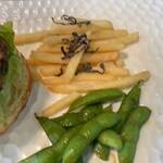 Burger & Burger - 付け合わせ