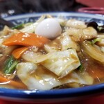 空港ラーメン 天鳳 - あんかけ・表情。