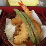 かごの屋 - かごの屋弁当の天ぷら
