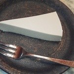 レストラン コリンシアン - 本日のデザートはチーズケーキ