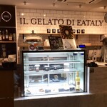 EAT A LY - 小さいながらイタリア各地にあるEATALYのイメージそのままです