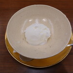 柚木元 - 山羊のミルクシャーベット