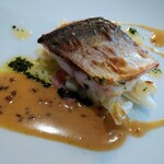 カラフー - 三重県産アブコのポワレ