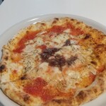 Pizzeria Sciosciammocca - トマトベースのピザ