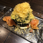 Chizu Ya - アボカドとサーモンのファルシ ふわふわミモレットチーズ