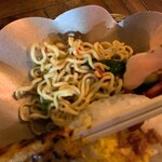 カフェバリチャンプル - ナシチャンの中のミーゴレン（エビの風味が美味♪）