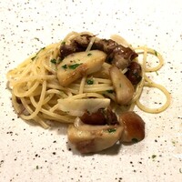 ジュエーメ - ポルチーニ茸と新生姜とライムのアーリオオーリオ