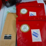 田代珈琲 - ピノデオロ　100ｇ1,890円！　300ｇずつ購入　ニカラグア ブエノスアイレス農園がおまけでした