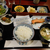 中之島なだ万 - 朝食
