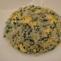 天厨菜館 銀座店 - ほうれん草炒飯セット（１２００円）の炒飯