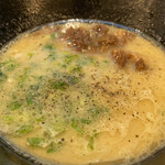 人情麺家 牛骨王 - 牛骨ラーメン 800円