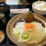 Hadakaya - 和風ハンバーグ定食（1,000円）