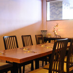 enoteca miyaji - 内観テーブル