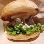 the 3rd Burger - 期間限定メニュー　自家製ホワイトソースの木の子バーガー　590円税別