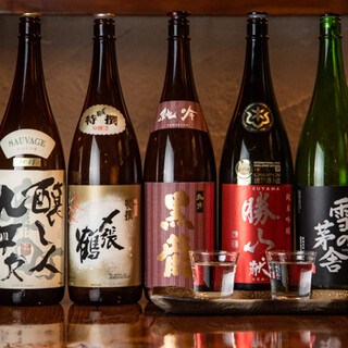 Compare your favorite brands of sake and shochu ◎ Wine is also affordable