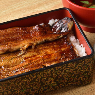 愛知県三河一色産の良質なうなぎを使用