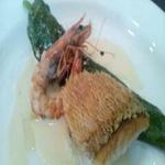 シェ ヌウ - 鯛のパリパリ焼き、万願寺とうがらと海老のしソテー添え