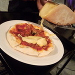 ビストロ椿 - 夏野菜たっぷりの菜園家風ピッツァ　￥780