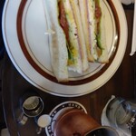 星乃珈琲店 - サンドイッチとアイスコーヒー