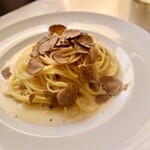 熊猫社中洋食キッチン Sato - 限定メニュー　イタリア産フレッシュ黒トリュフのクリームパスタ