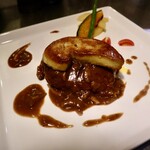 熊猫社中洋食キッチン Sato - 限定メニュー　フランス産鴨のフォアグラ乗せ黒毛和牛を使用したハンバーグ〜ストラスブール風〜