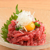 黒毛和牛のユッケ