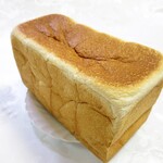 俺のBakery＆Cafe - 銀座の食パン夢900円税込ｗ