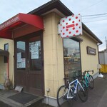 ブラン ア ポワ ルージュ - 外観