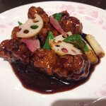 広東料理「桃李」 - 黒酢の酢豚