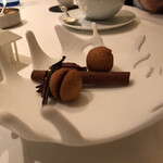 エディション・コウジ シモムラ - 