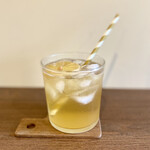 小さな菓子工房 ちょうのはね - 自家製 季節の果実シロップ レモンジンジャーソーダ割り♡