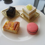 ZEN LOUNGE - ラウンジでのアフタヌーンティー 