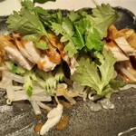 手羽先番長　 - よだれ鶏です、一見棒々鶏みたい。